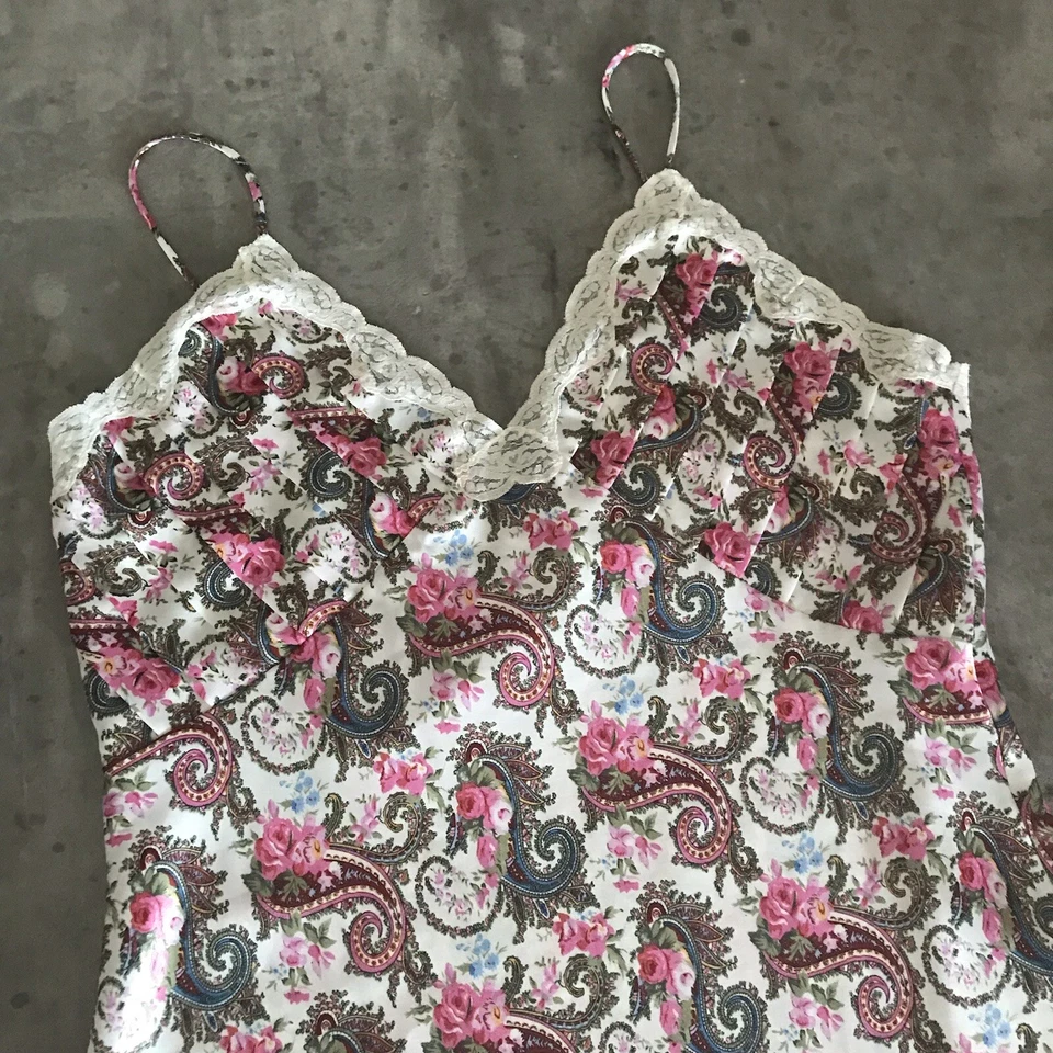 Vintage Anos 90 Victoria Secret Gold Label Babydoll Slip Médio Chemise Renda Cottage - Imagem 3 de 4