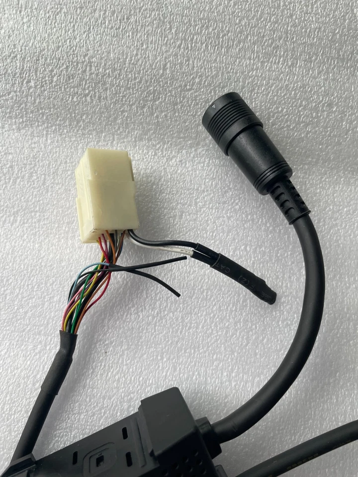 OMRON ZX-GTC41 MEASUREMENT SENSOR PNP OUTPUT TYPE 1.5 MS 4-20 MA OUTPUT USED - Image 4 of 4