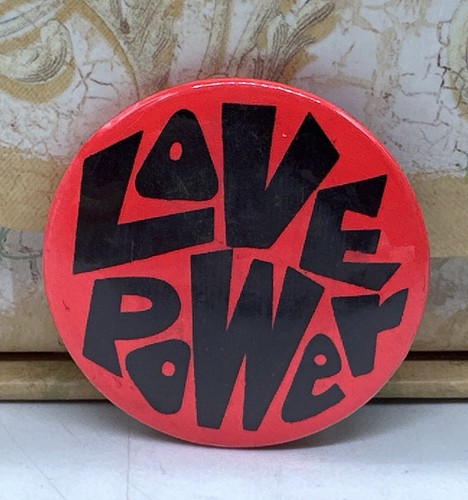 LOVE POWER Vietnam Anti War 70s 1960s Pin Pinback Button Protest Political - 第 1/3 張圖片