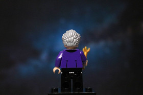LEGO Doctor Who: The Twelfth Doctor Minifigure - Purple Coat (idea021 / 21304)