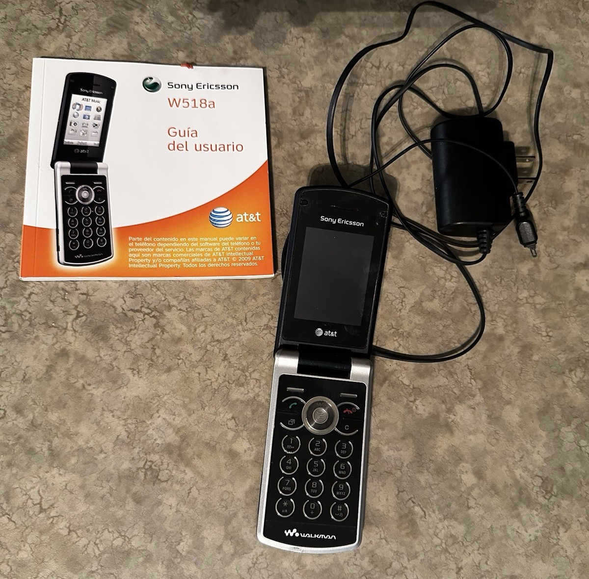 Sony Ericsson Walkman W518a - Gray and Silver ( AT&T ) Rare MP3