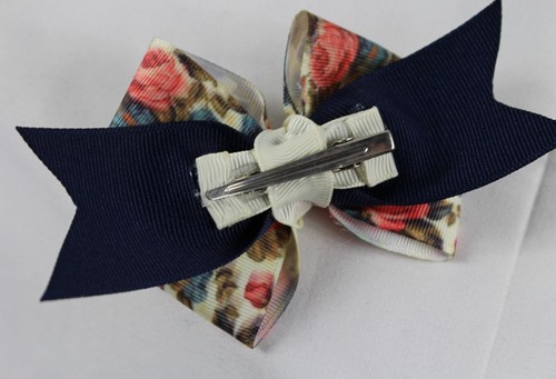 Nwot Handmade Kids Hair Bow Clip Floral Theme - Picture 3 of 5