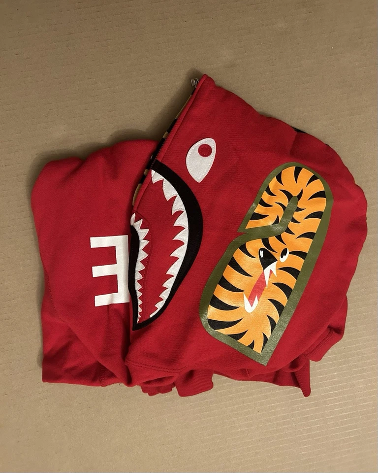 A Bathing Ape Bape Red Camo Full Zip Hoodie Size M - Image 4 of 4