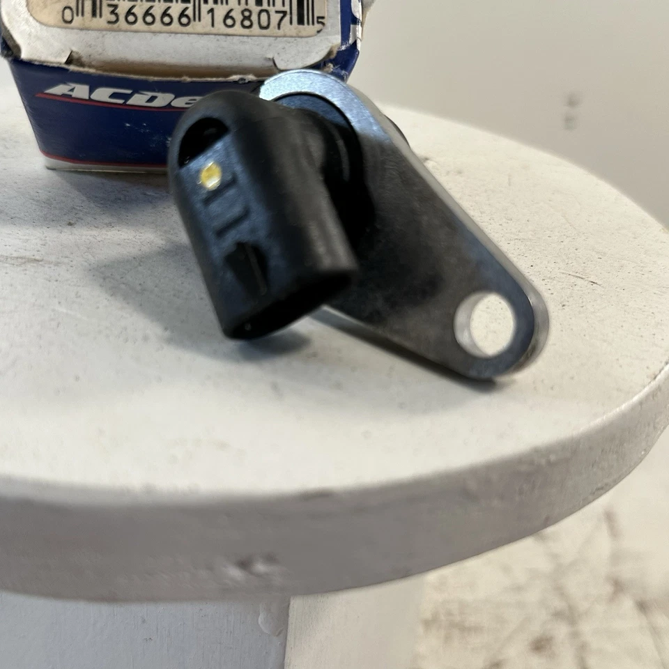 Nuevo OEM ACDelco 213-152 MOTOR ÁRBOL DE LEVAS POSICIÓN SENSOR DE GOLPE GM 10456162 Buick Foto 3 de 4