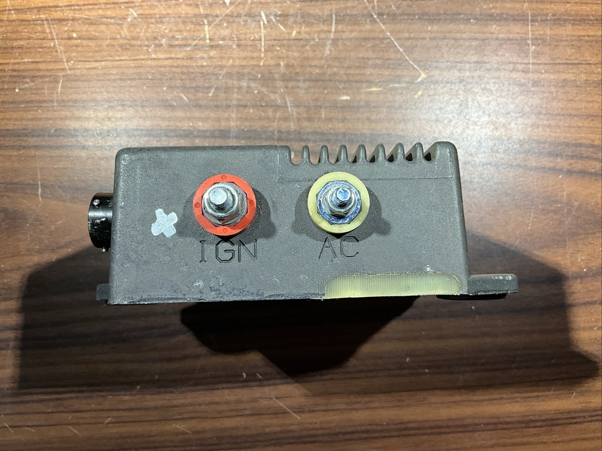 SoLa ② Adidas SL2 Womens - IF6761