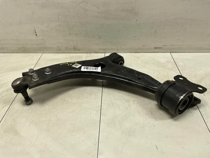 VOLVO V50 T5 2005 VOLVO V50 ПЕРЕДНИЙ ПРАВЫЙ ПАССАЖИРСКИЙ НИЖНИЙ РЫЧАГ УПРАВЛЕНИЯ ЗАВОДСКОЙ - Изображение 2 из 4