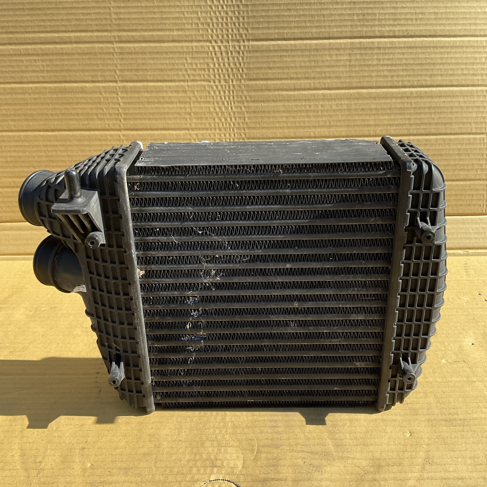 14-20 MASERATI GHIBLI/Quattroporte FRONT RIGHT RADIATOR INTERCOOLER OEM670009833