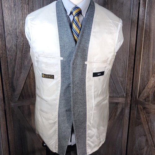 Hugo Boss Men's Herringbone Sport Coat 44R Loro Piana Wool Cashmere 3 Button 310 - Picture 8 of 18