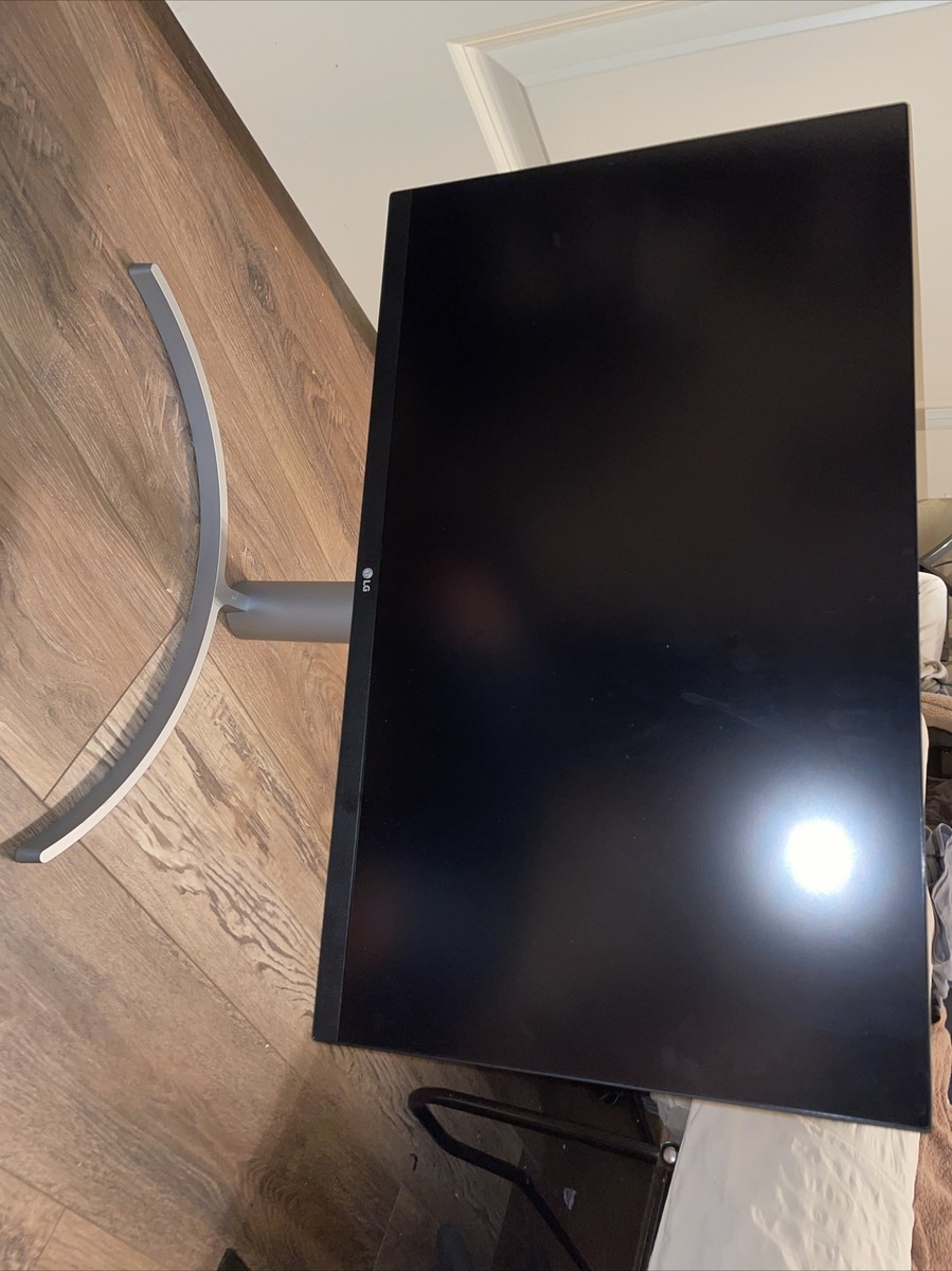 LG 27UL650 27