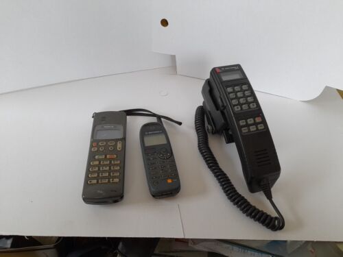Téléphones portables vintage Motorola, Nokia - Photo 1/15