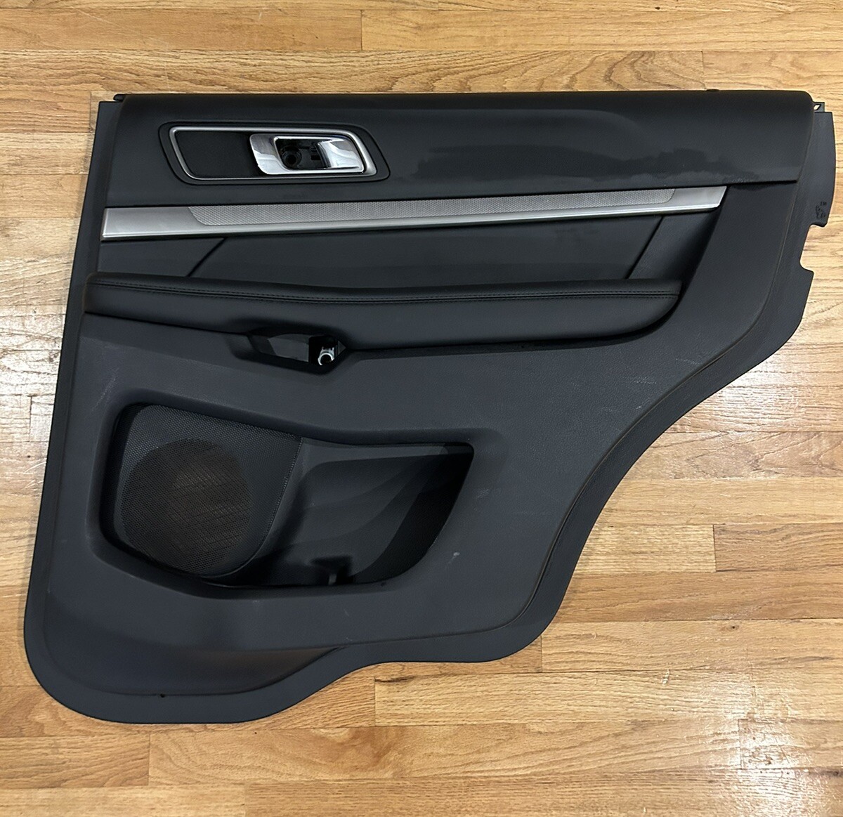 Ford Explorer XLT Right Rear Interior Door Panel Pad 16 17 18 19 Black