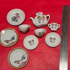 vintage ceramic children's tea set and plates MADE IN JAPAN - Lot 1950s 