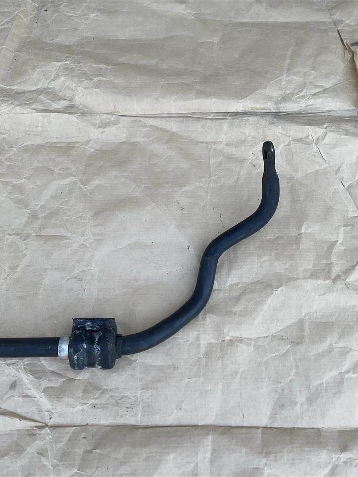 Barra estabilizadora delantera Lexus HS250H 2010 con eslabones Foto 2 de 4