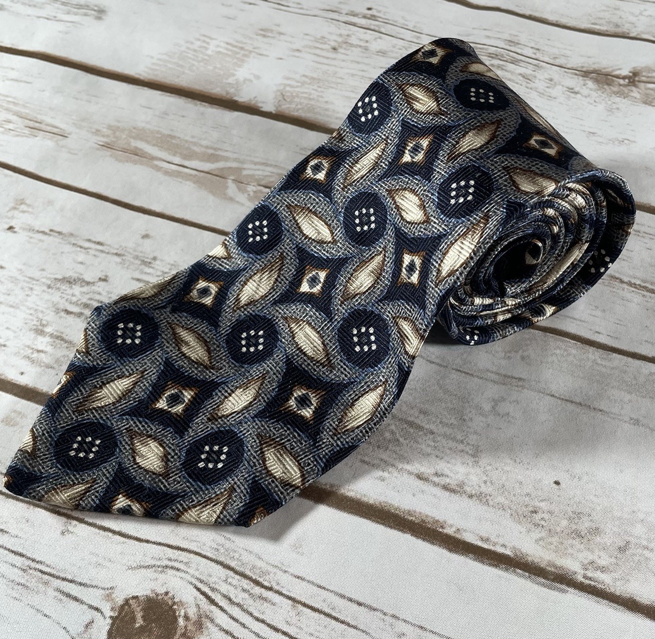 Henry Grethel Men's Silk Tie Geometric Pattern Navy Blue Gold Beige Necktie