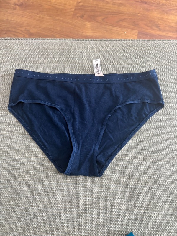 NWT Victoria's Secret Logo Waistband Cotton Hiphugger Panty Size Medium Navy