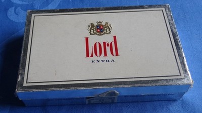 Alte Zigarettenschachtel, Pappschachtel Lord EXTRA für 50 Zigaretten, LEER