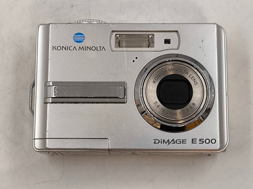 Konica Minolta DiMAGE E 500 5MP Kamera Für Ersatzteile Silber