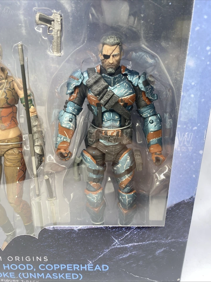 Figuras DC Collectibles Batman Arkham Origins Capucha Roja Cabeza de Cobre y Golpe de Muerte Foto 4 de 4