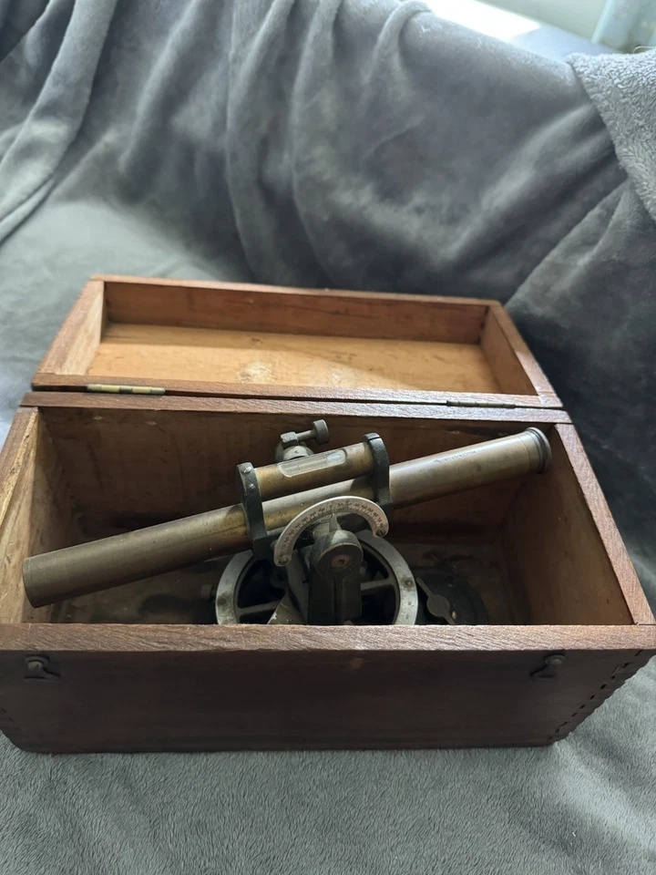 Vintage Transit Level in original wooden box with surveyor’s staff. - Image 2 of 4