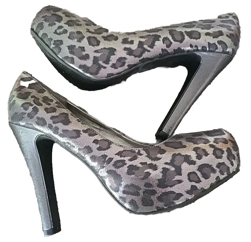 G by GUESS ~ Estampa Animal ~ Tamanho 10M ~ Salto Bloco ~ Sapatos de Plataforma ~ GOVOXX13 - Imagem 3 de 4