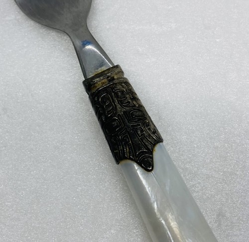 Rare 1970s Tribal Ancient Style Pearlescent Handle 6.75” Salad Fork Set 29 - Picture 11 of 15