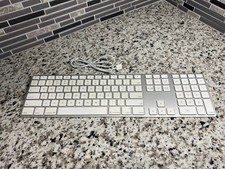 Apple A1243 Wired Keyboard Tested Works Great Numeric Pad