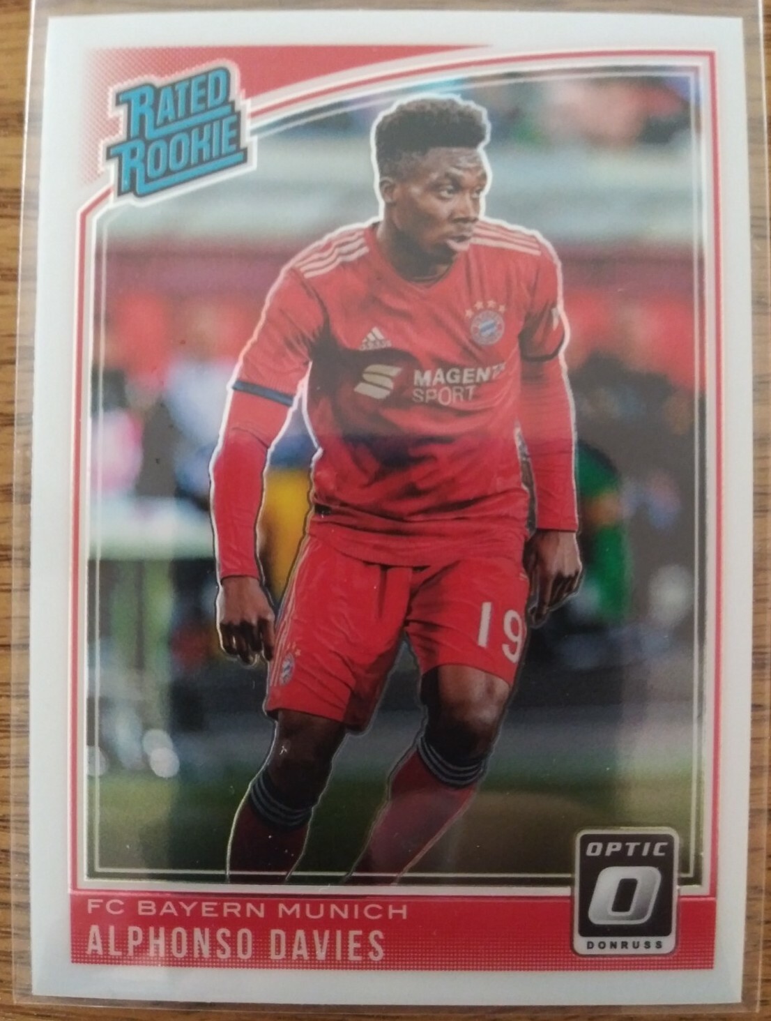 2018-19 Panini Donruss Optic Alphonso Davies Rated Rookie Bayern Munich