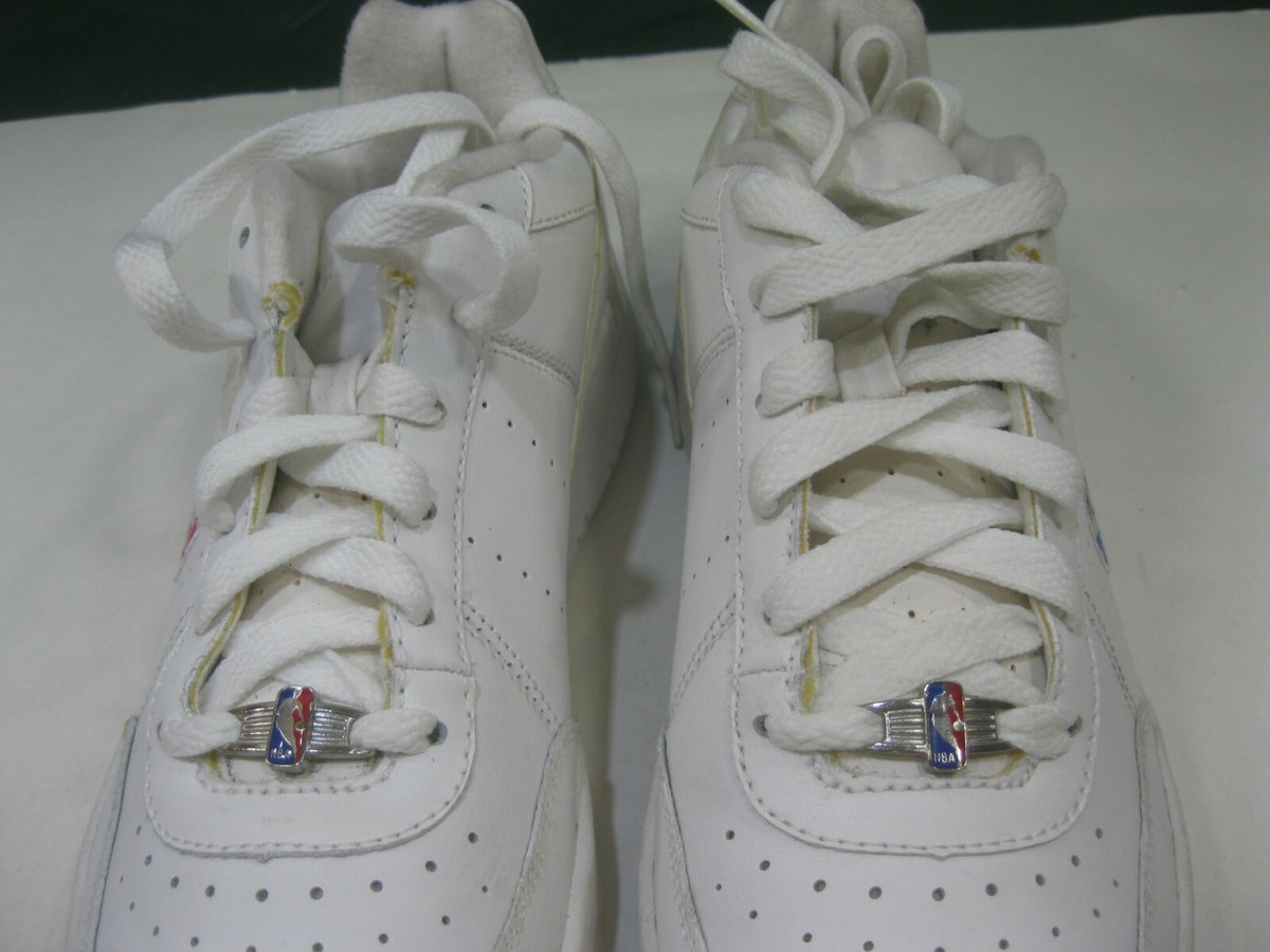 rare NEW Reebok NBA LACE UP LEATHER shoes women Size