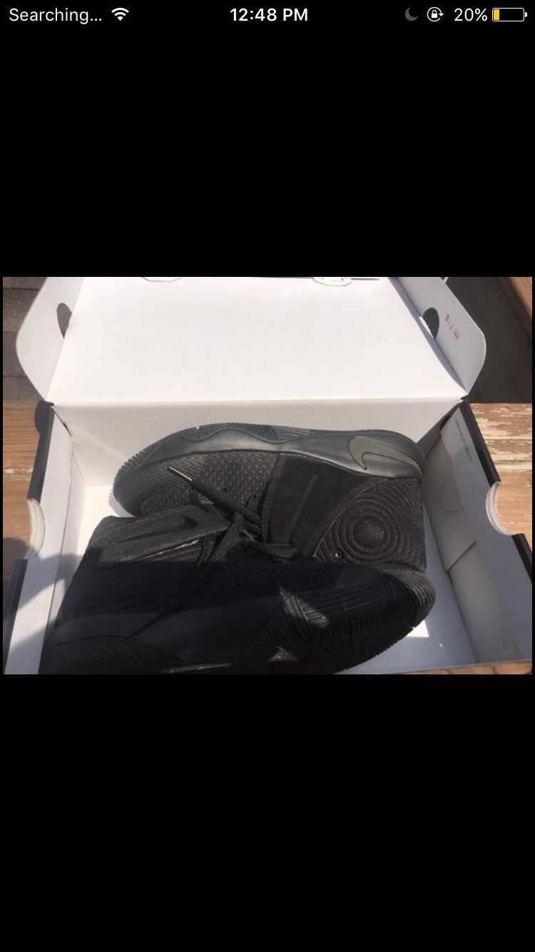 Sz 6 Triple Black Kyrie Iriving 2 Nike Special limited time Great discount Sz 6 Triple Black Kyrie Iriving 2 Nike Special limited time Great discount