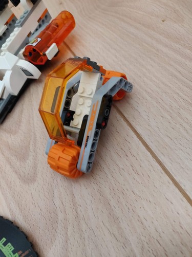Lego 7699 MT-101 Armored Drilling Unit - Photo 5/10