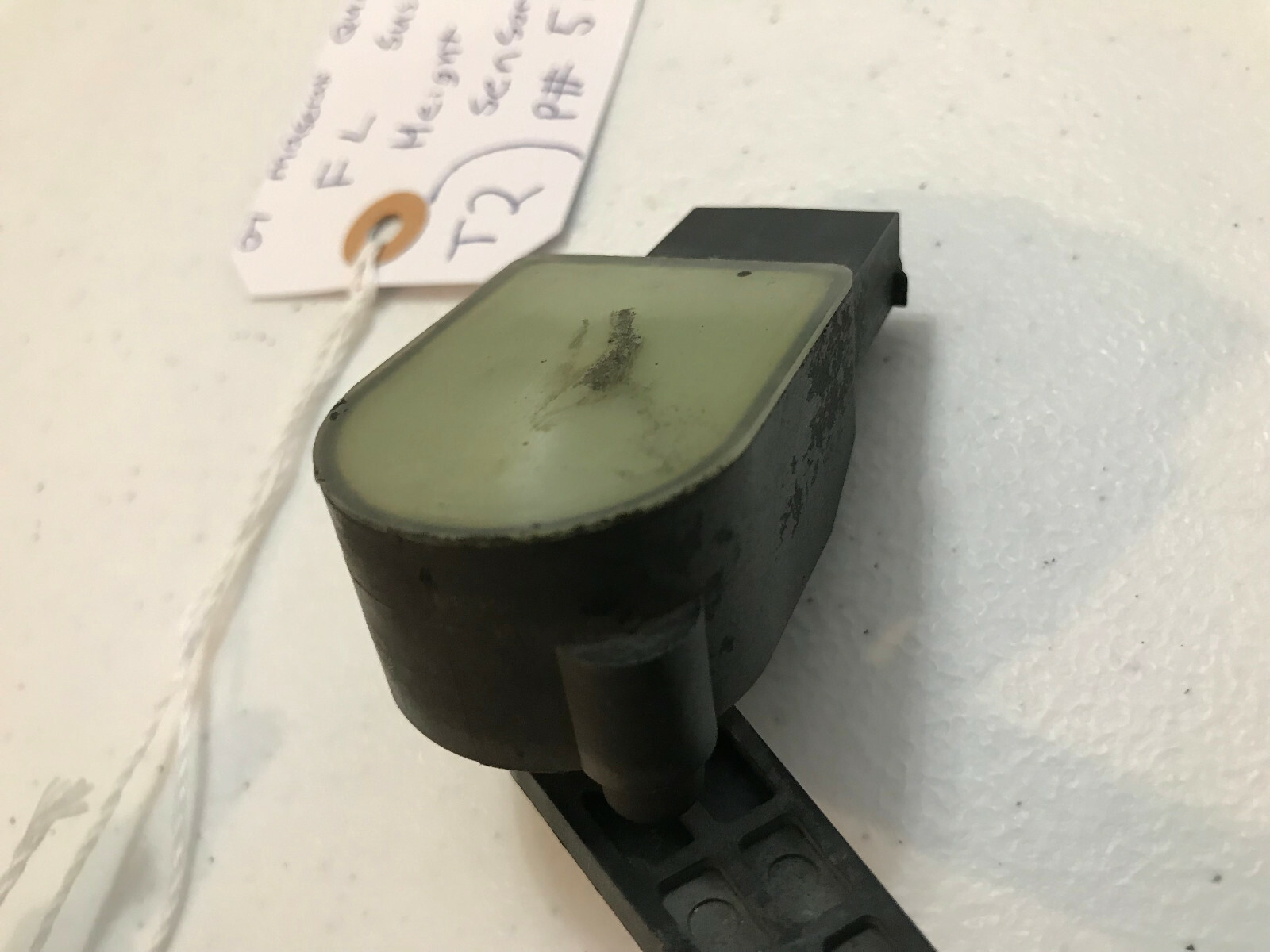 07 MASERATI QUATTROPORTE M139, 4.2 V8 FRONT LEFT SUSPENSION HEIGHT LEVEL SENSOR 