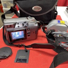 Olympus CAMEDIA C-4000 Zoom 4.0MP Digital Camera,Card,Cord,Bag-Tested/Works