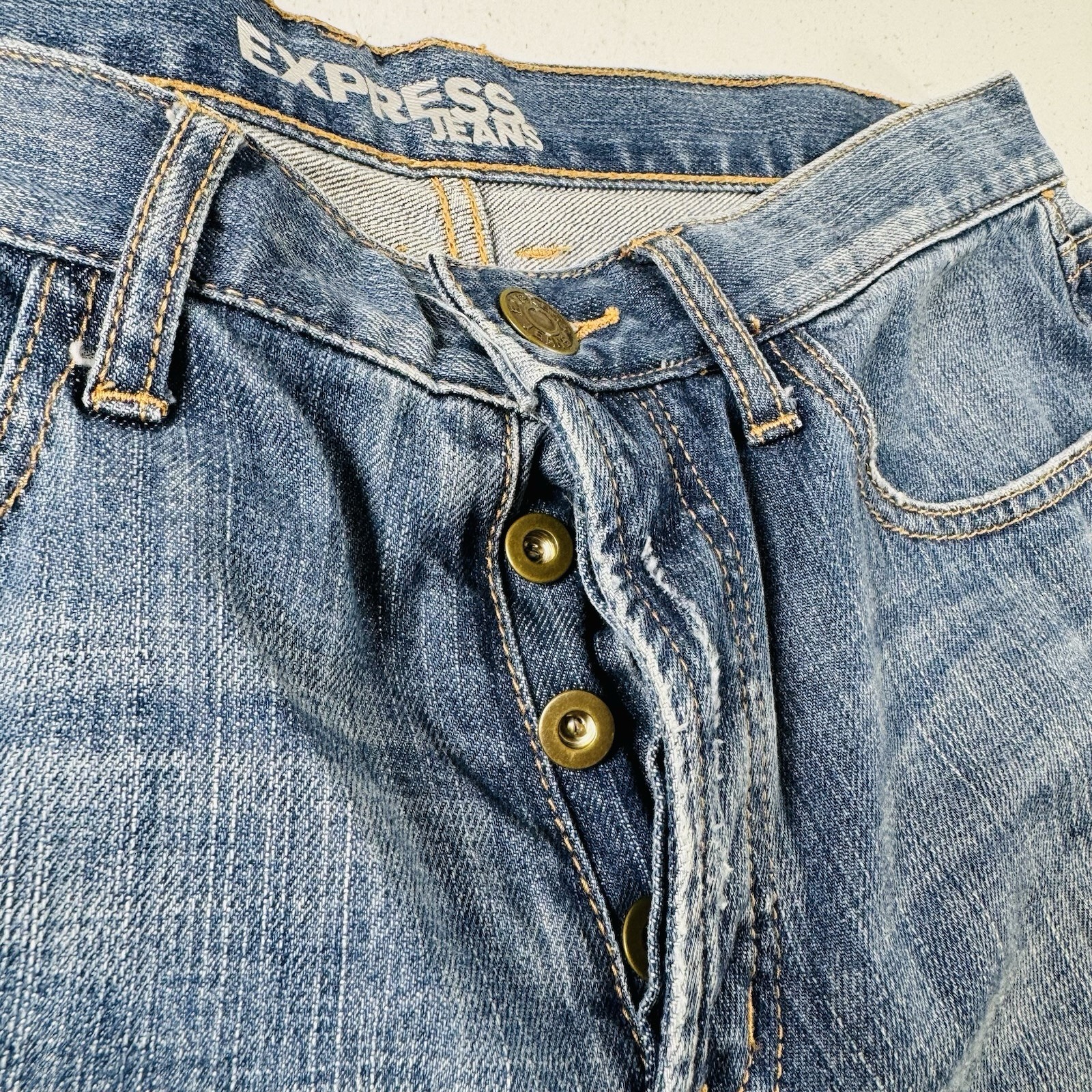 Express Jeans Button Fly Straight Light Wash Dist… - image 3