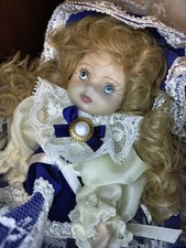 bambola di porcellana capodimonte, con certificato