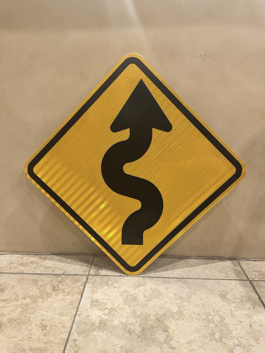 WINDING ROAD SIGN (W1-5 MUTCD) 18