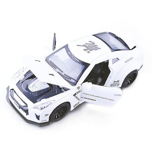 Nissan GTR 1:32 Metal Diecast Model Car Toy Collection Sound&Light Pullback Gift - Picture 9 of 16