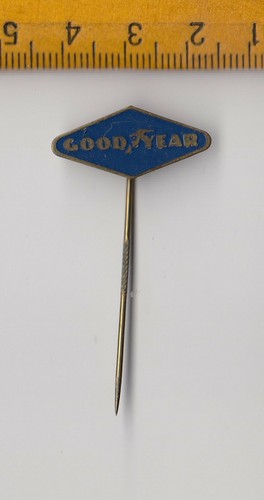 Vintage Tyre Tire pin badges 1960s Car Truck Tractor Tyres Tires Michelin - Picture 22 of 63