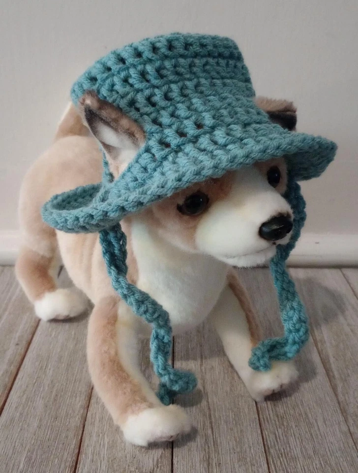 handmade crochet pet dog cat hat bucket brim xs small breed arctic blue new - Image 2 of 4