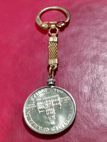 1976 P Kennedy medio dólar chapado en oro llavero - Imagen 2 de 4