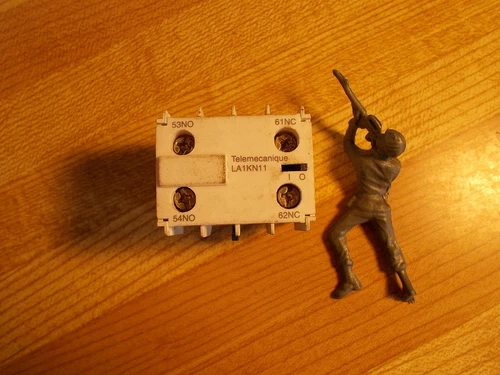 Telemecanique LA1KN11 Auxiliary Contact Block *FREE SHIPPING*