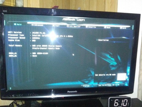 ASROCK j4105m mATX motherboard with celeron j4105 10w quad core CPU and 8GB ram - Afbeelding 2 van 2