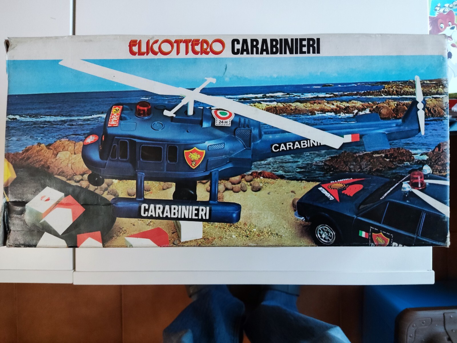 Foto 2 di 12