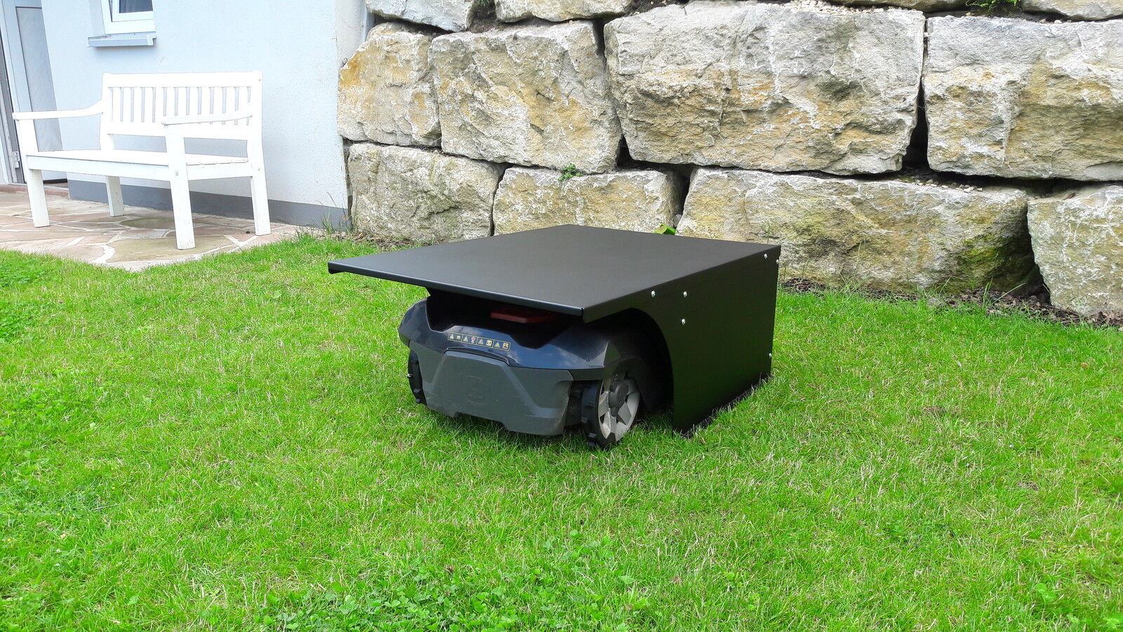Der er en tendens Gæsterne indtryk Garage for Lawn Robot Automower Lawn Mower Gardena Husquvarna, Bosch Etc. |  eBay