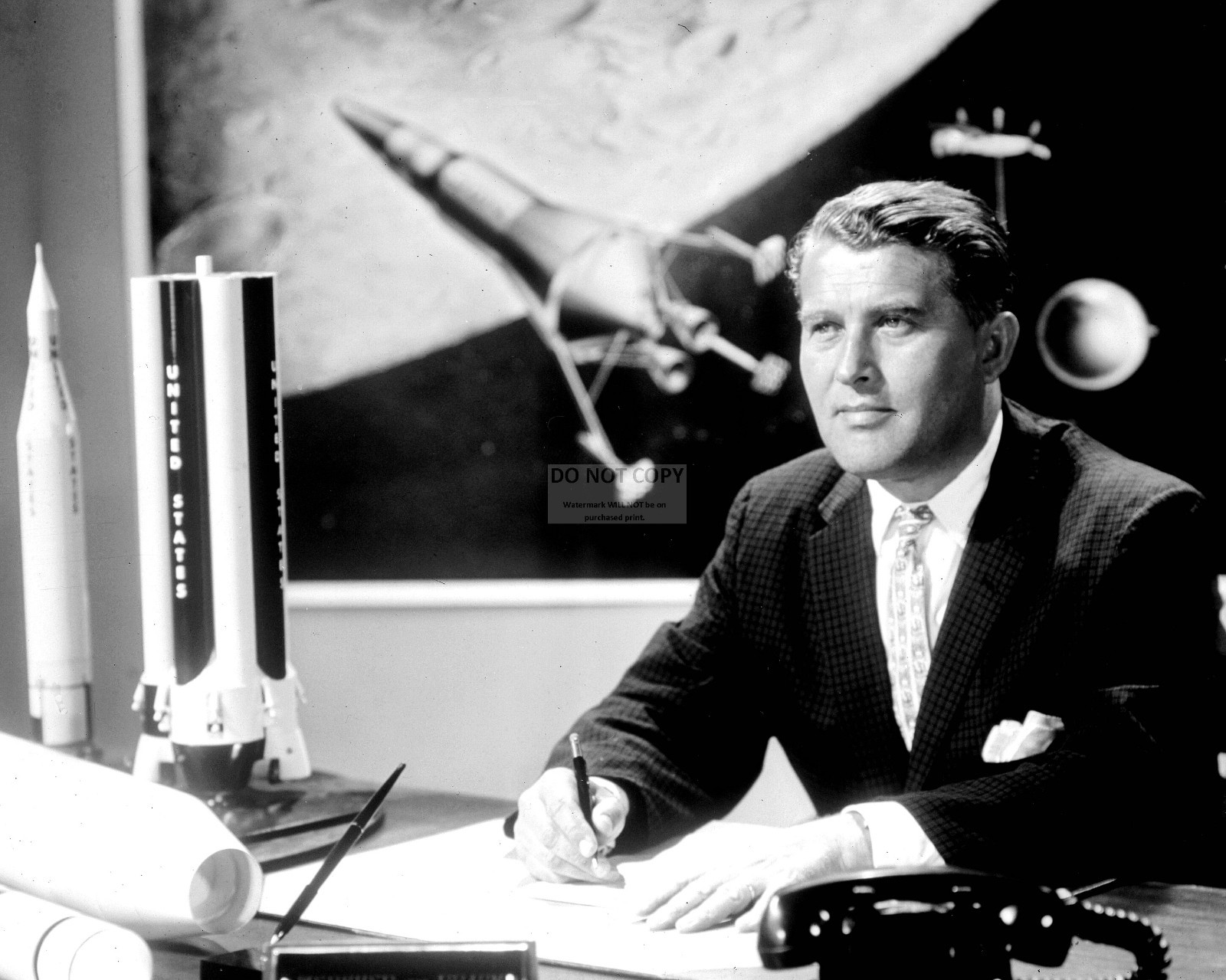DR. WERNHER VON BRAUN SITS AT HIS DESK AT MARSHALL - 8X10 NASA PHOTO ...