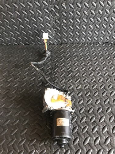 Mercedes C-Klasse W203 2003 Jahr Frontscheibenwischermotor A2038200442