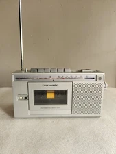 Vintage Realistic Minisette-10 Portable Radio & Cassette Recorder Model #14-1000