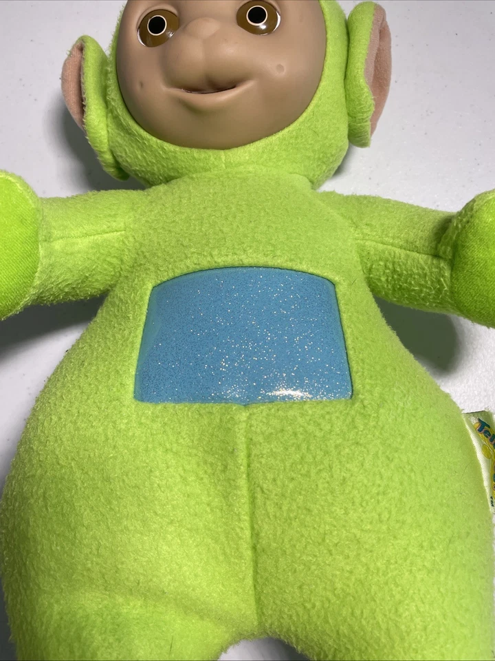 De colección Pequeño Teletubbie 1998 Dipsy Peluche Verde Muñeca Peluche Gorro Playskool Foto 3 de 4