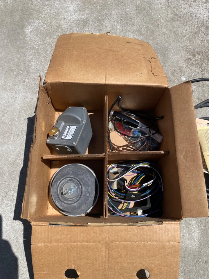 NOS Perfect Circle Speedostat Speed Cruise Control 57D-08 X 06-J unidad completa Foto 2 de 4