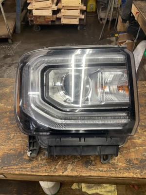 Headlamp Assembly GMC SIERRA 1500 Right 16 17 18 19