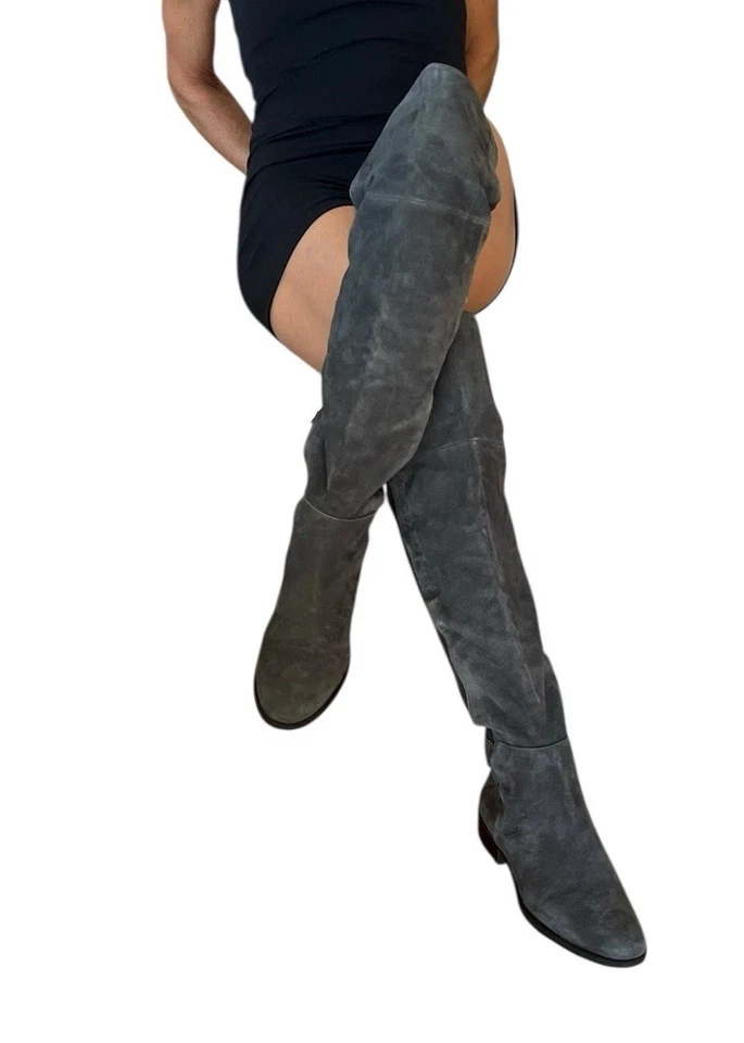 Botas de gamuza grises Sam Edelman Pam para mujer con cremallera acanalada sobre la rodilla OTK 9 Foto 3 de 4